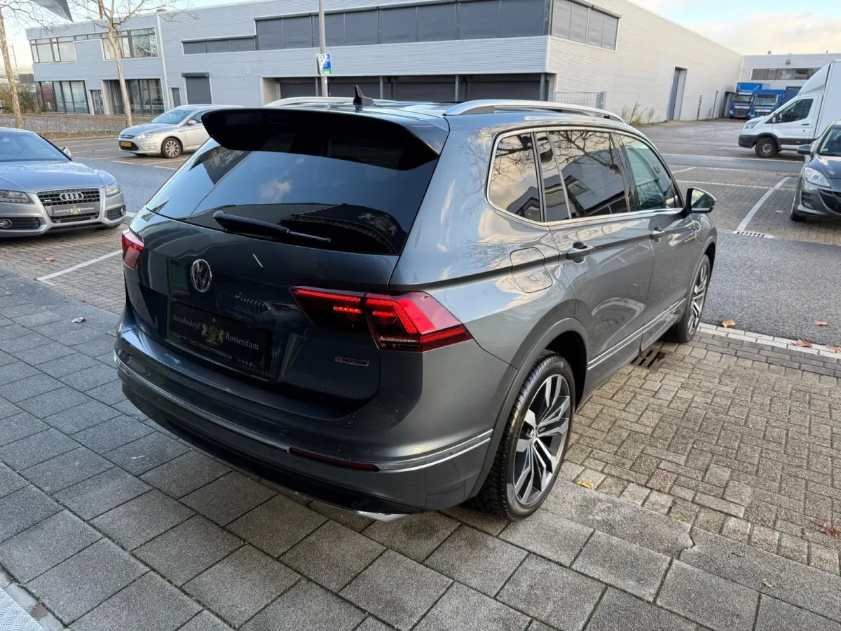 2.0 TSI 4Motion 220PK R-Line 7p.