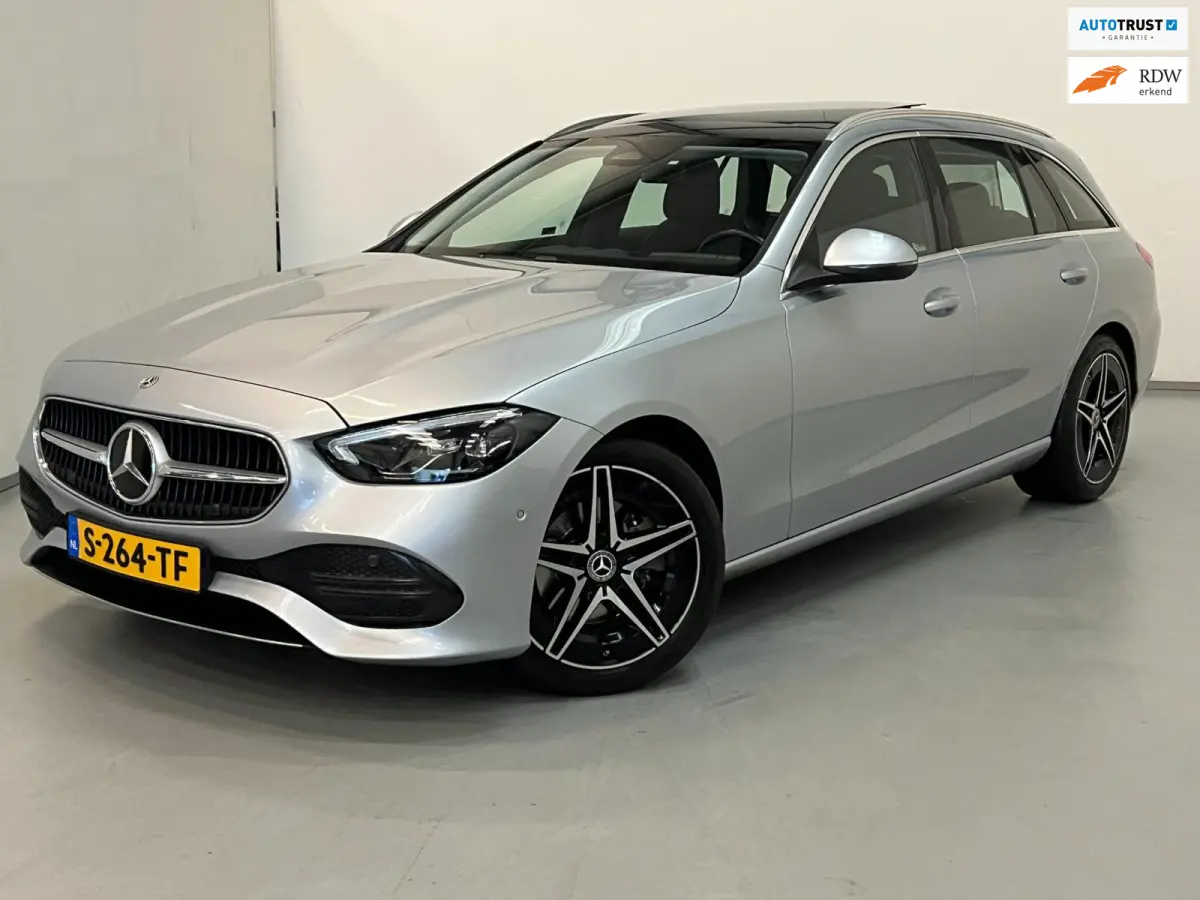 220d / Pano / BTW / 18" AMG / Trekhaak