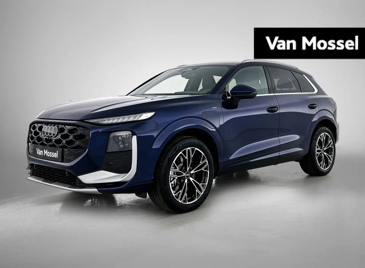 1.5 200kW e-hybrid S edition 272 PK | S line | Navigatiesysteem | Achteruitrijcamera | Adaptieve cruise controle | Tech plus | Stoelverwarming | Privacy glas | Audi drive select | LED achter