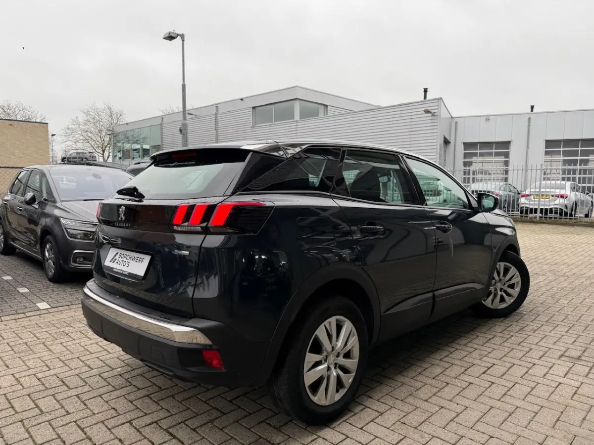 1.2 Benzine | 5 zitplaatsen | Hoge instap