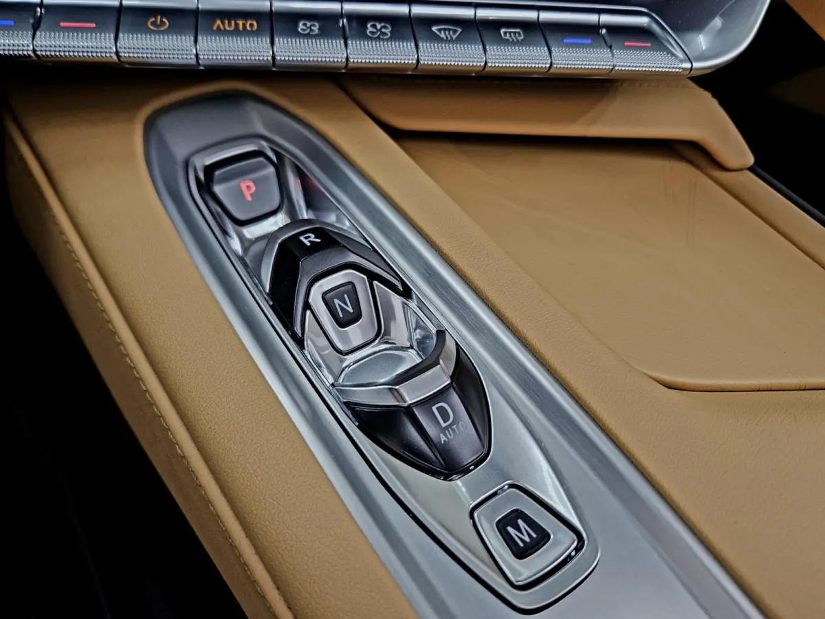C8 MY2026 Facelift Stingray