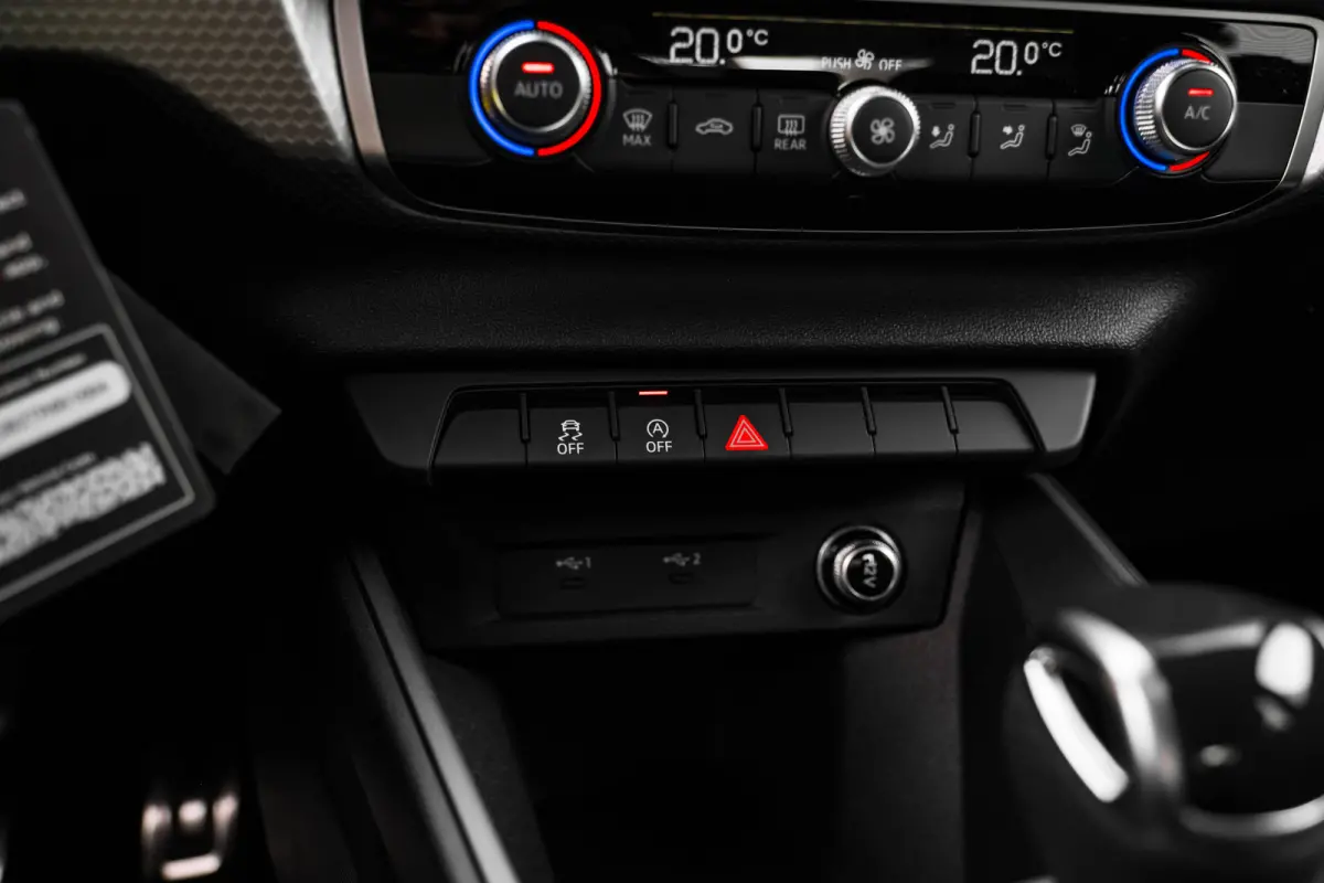 S edition | Airconditioning 2-zone | Audi smartphone interface | Audi virtual cockpit