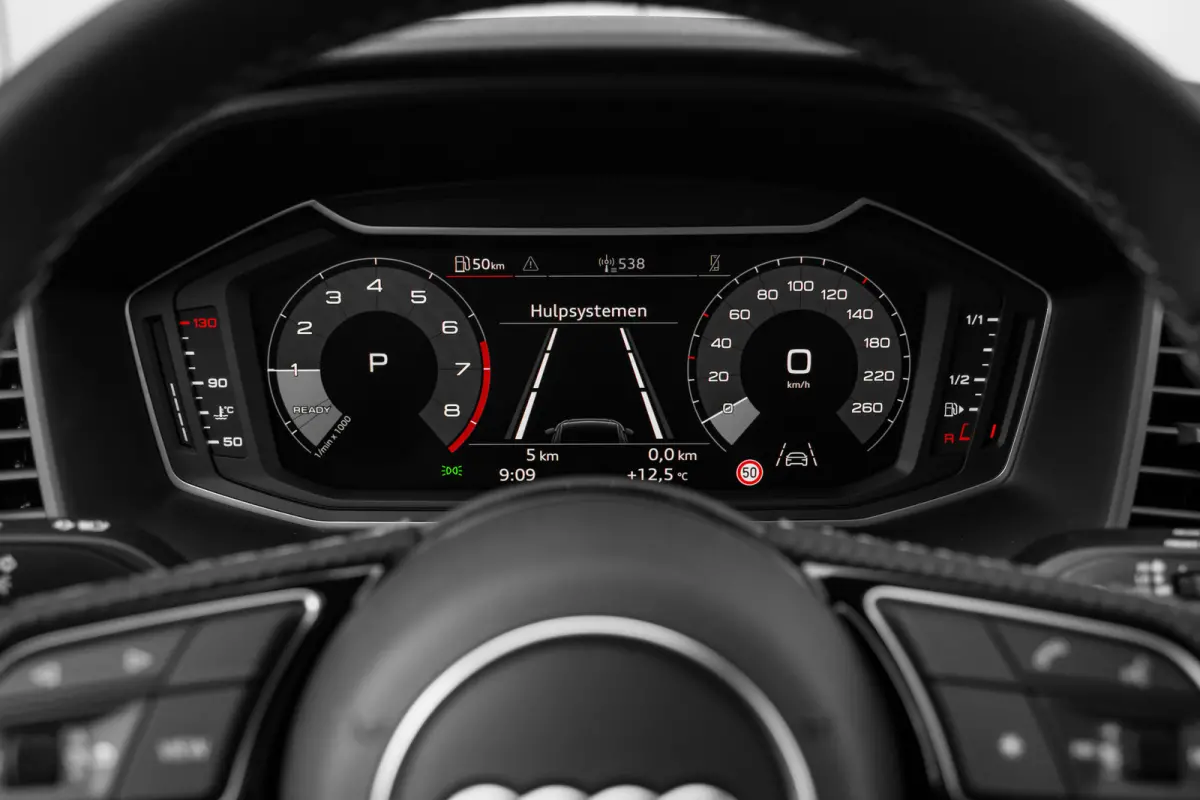 S edition | Airconditioning 2-zone | Audi smartphone interface | Audi virtual cockpit