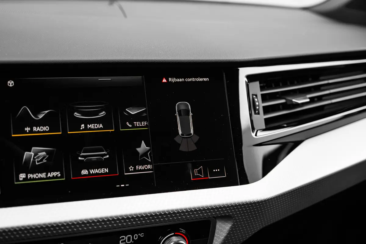 S edition | Airconditioning 2-zone | Audi smartphone interface | Audi virtual cockpit