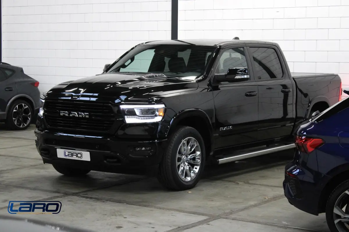 1500 5.7 V8 4x4 Crew Cab Laramie | 12" Scherm Prins Leder Alpine Camera Keyless CarPlay
