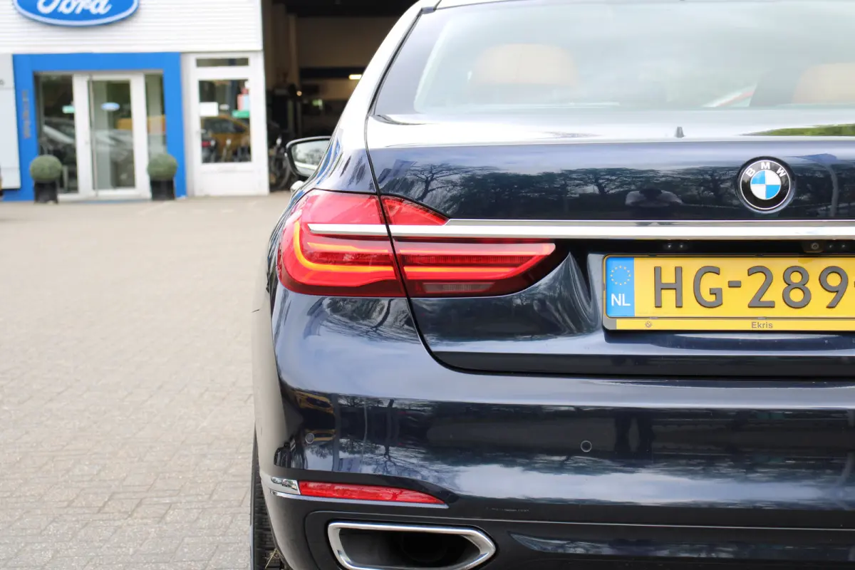 740i High Executive | NL-AUTO! | 1E EIGENAAR! | LUCHT VERING | TREKHAAK | ALL SEASON | 360° CAMERA | DODE HOEK | DEALER OH! | ADAPTIVE CRUISE | LEDER  | PRACHTIGE STAAT!