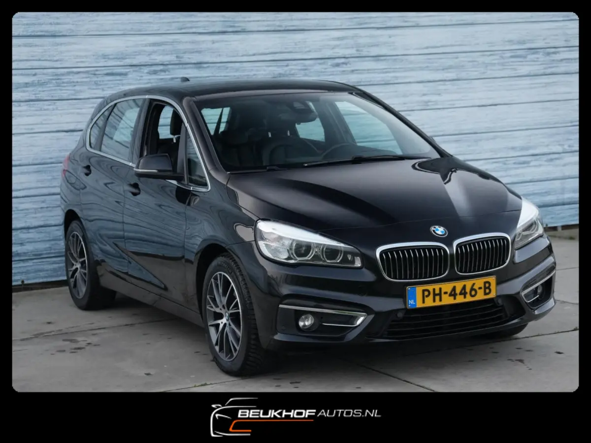 218i High Executive Automaat Leer