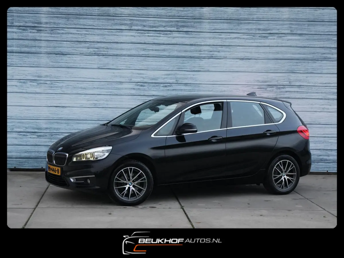 218i High Executive Automaat Leer