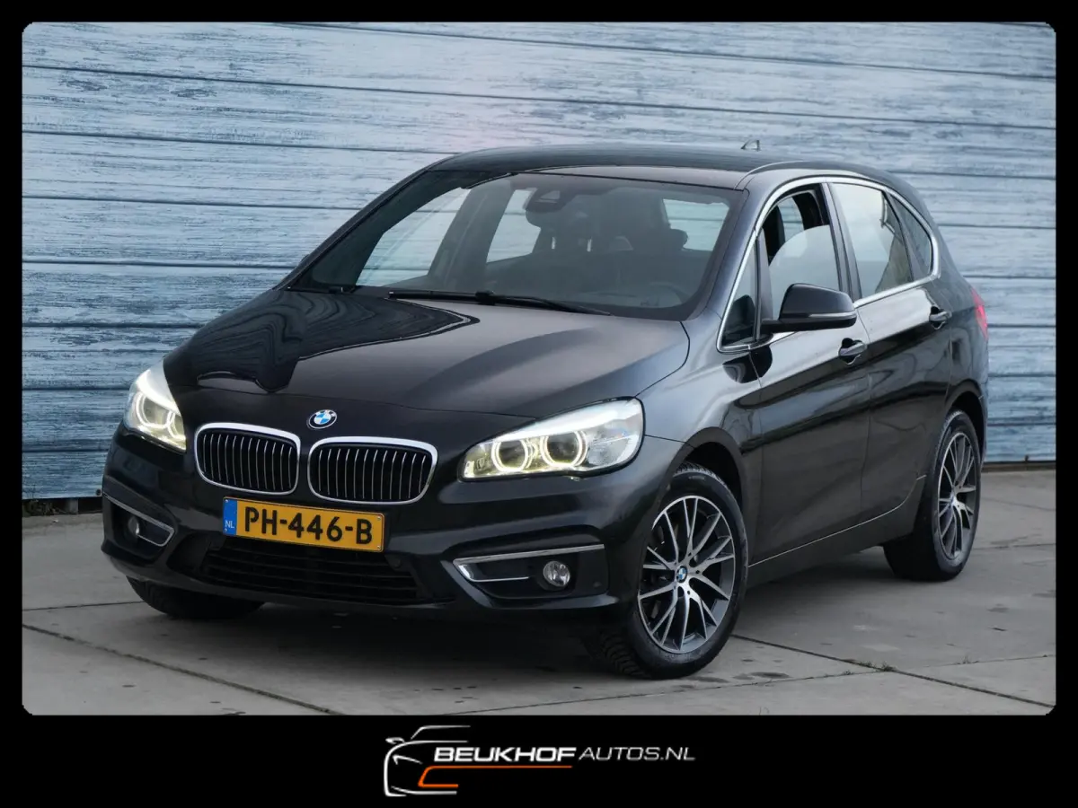 218i High Executive Automaat Leer