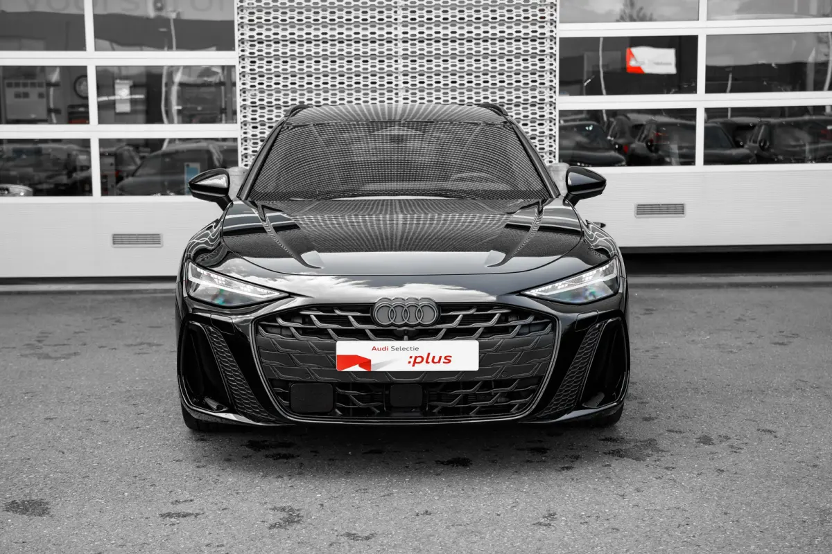 S edition e-hybrid | Adaptive air suspension | Adaptive cruise control | Airconditioning 4-zones