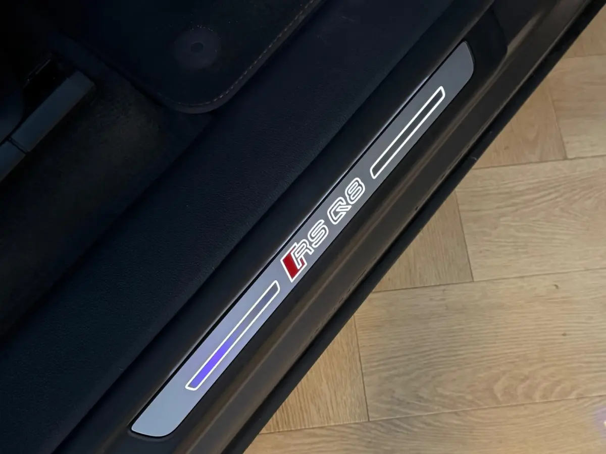 RSQ8 4.0 TFSI Quattro - Keramisch - Pano - 23” ABT