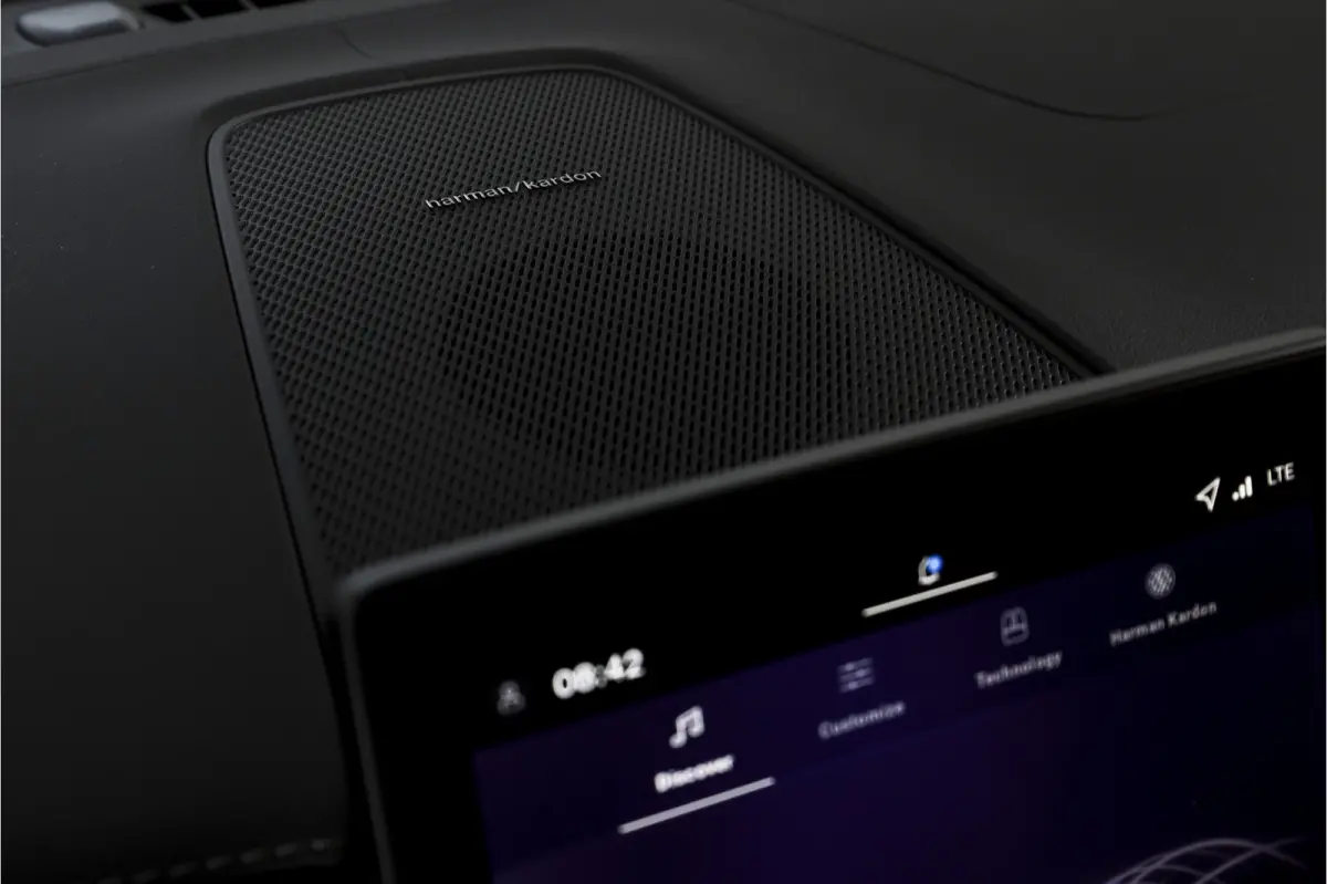 2.0 T8 Plug-in-hybrid AWD Polestar Engineered - Facelift MY26 | Elek. trekhaak | S/K-Panodak | Dig.Cockpit | Adapt.Cruise | Harman/Kardon | Stoel+-Stuurverw. | Elek. stoelen | 360 Camera | N