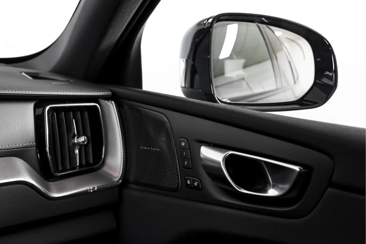 2.0 T8 Plug-in-hybrid AWD Polestar Engineered - Facelift MY26 | Elek. trekhaak | S/K-Panodak | Dig.Cockpit | Adapt.Cruise | Harman/Kardon | Stoel+-Stuurverw. | Elek. stoelen | 360 Camera | N