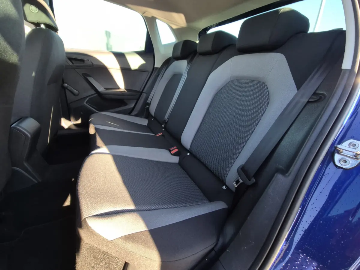 1.0 TSI Style Business NAVIGATIE Apple Carplay.