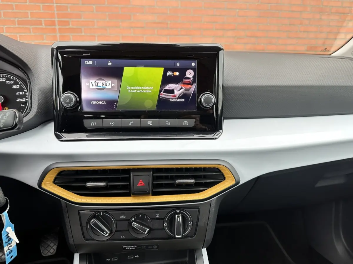 1.0 TSI Bi Color Apple Carplay Velgen Matrix Led