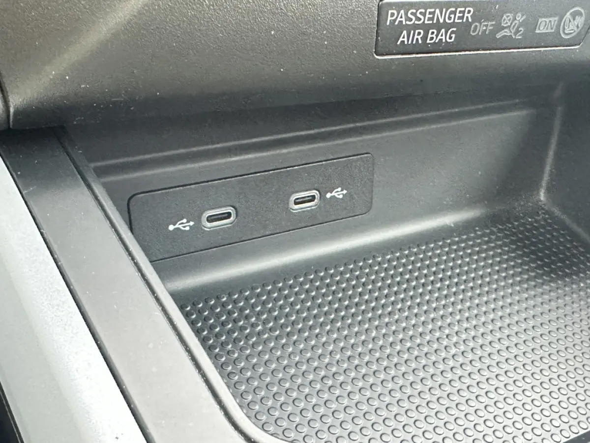 1.0 TSI Bi Color Apple Carplay Velgen Matrix Led