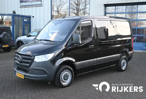 214 CDI L1H1 FWD MBUX met camera, Trekhaak