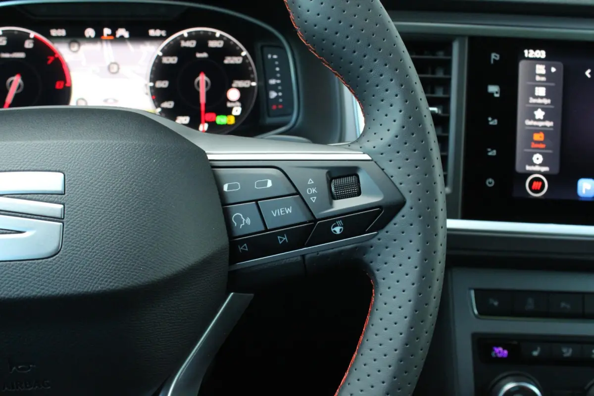 1.5 TSI 150pk DSG FR Business Intense | Safe & Driving Pakket | Afneembare Trekhaak
