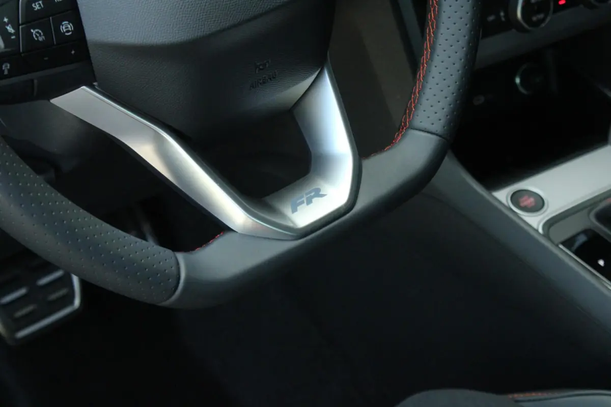 1.5 TSI 150pk DSG FR Business Intense | Safe & Driving Pakket | Afneembare Trekhaak