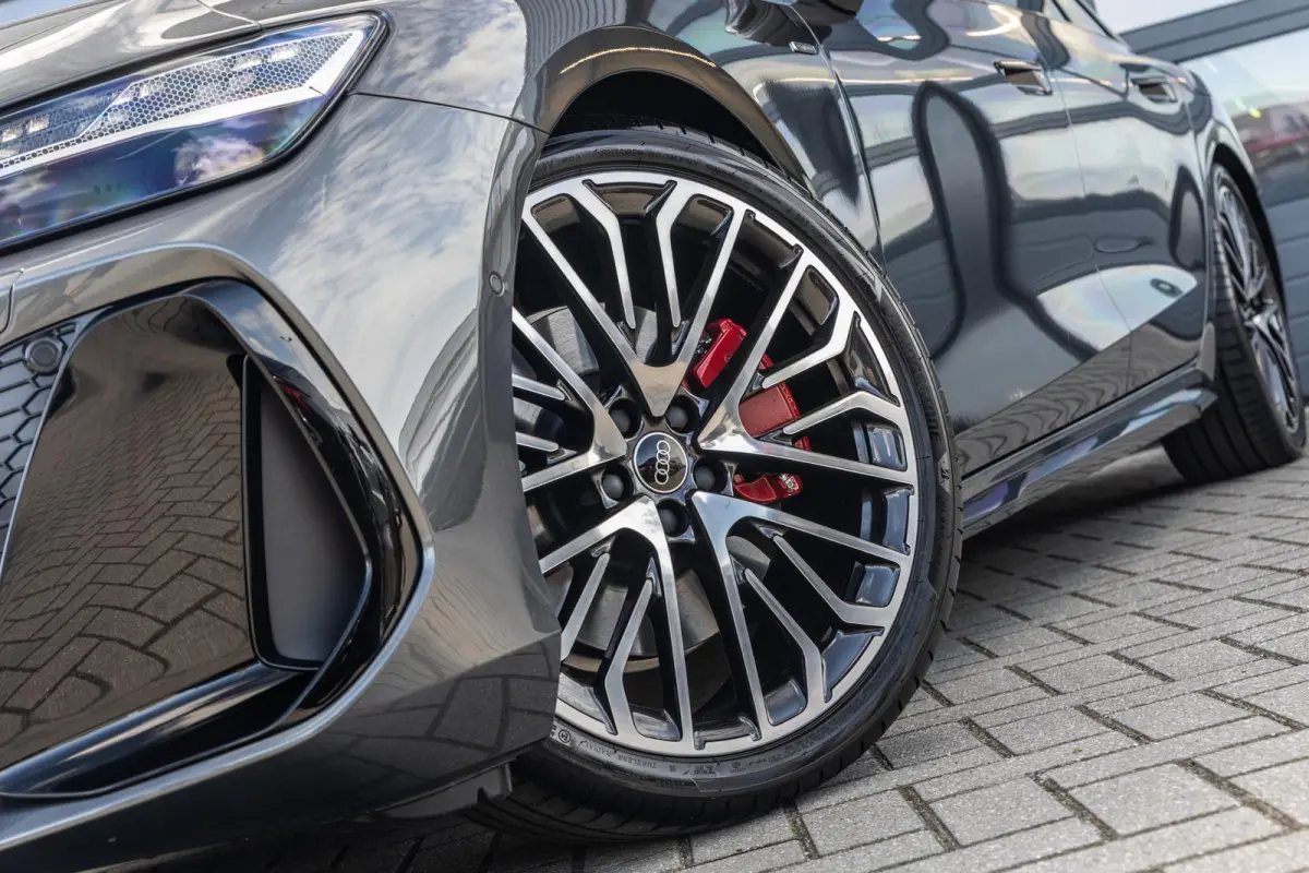 2.0 e-hybrid 367pk quattro S edition Competition | LMV 21'' | Panoramadak | B&O Sound Systeem