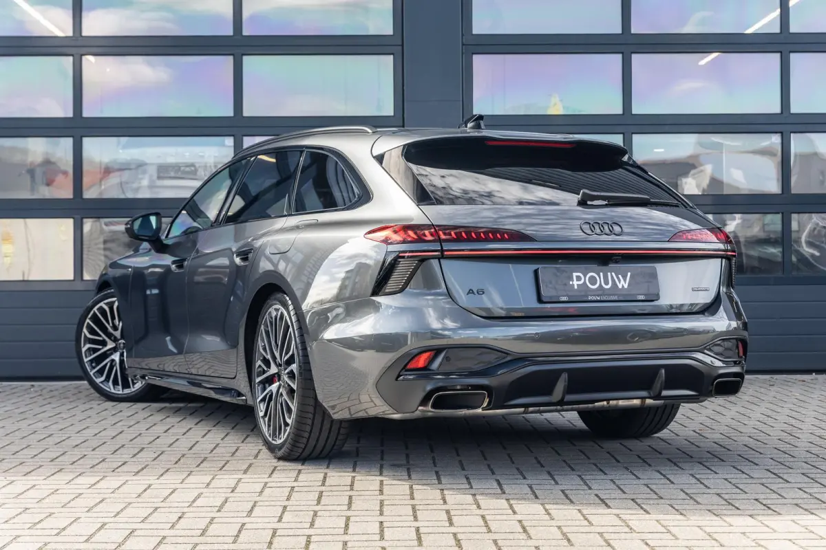 2.0 e-hybrid 367pk quattro S edition Competition | LMV 21'' | Panoramadak | B&O Sound Systeem