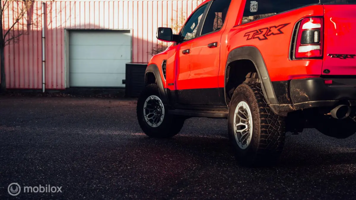 1500 4X4 6.2 V8 4x4 Crew Cab TRX