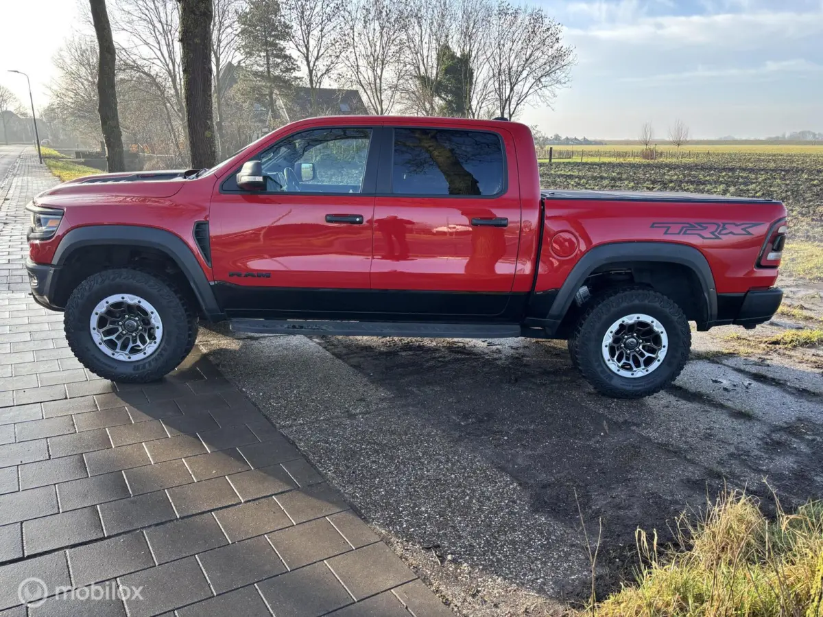 1500 4X4 6.2 V8 4x4 Crew Cab TRX