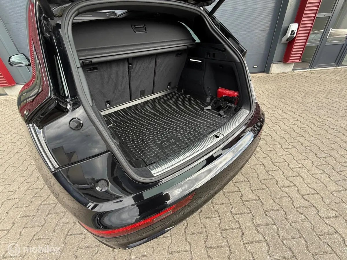 SQ5 3.0 TFSI SQ5 quattro Luchtvering/Viritual/Pano.dak/LED