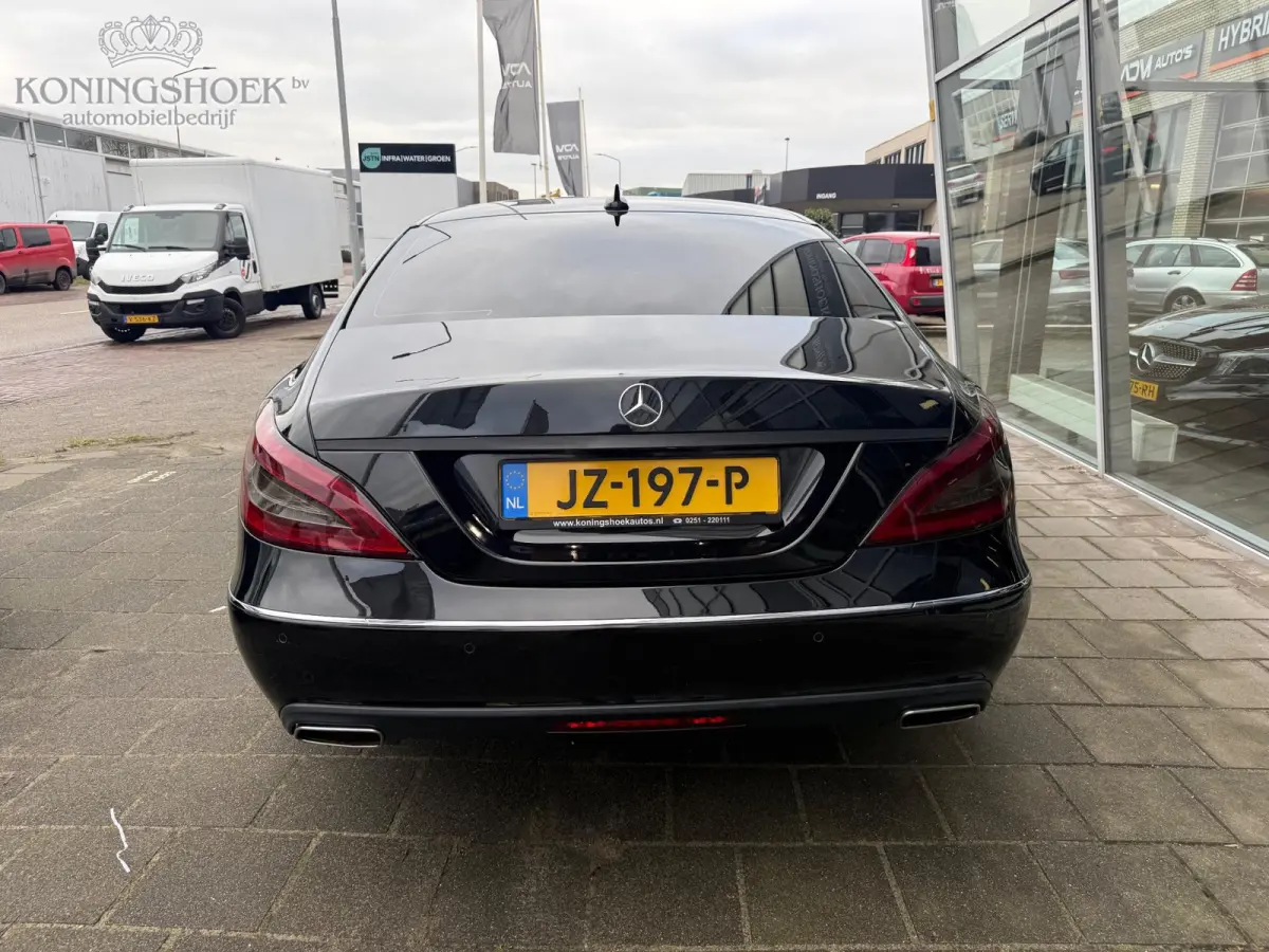 350