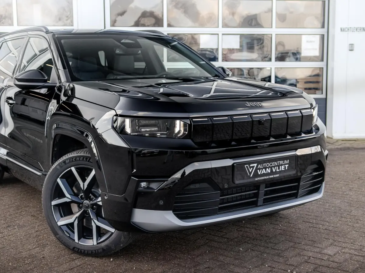 First Edition 74 kWh | Uniek Nappa Leder | Adapt. Cruise | Camera | Carplay | 20" | Elektr. A-Klep | Navi | Winter Pack | Schuif/Kanteldak | Premium Pack | Conv. Pack | Warmtepomp