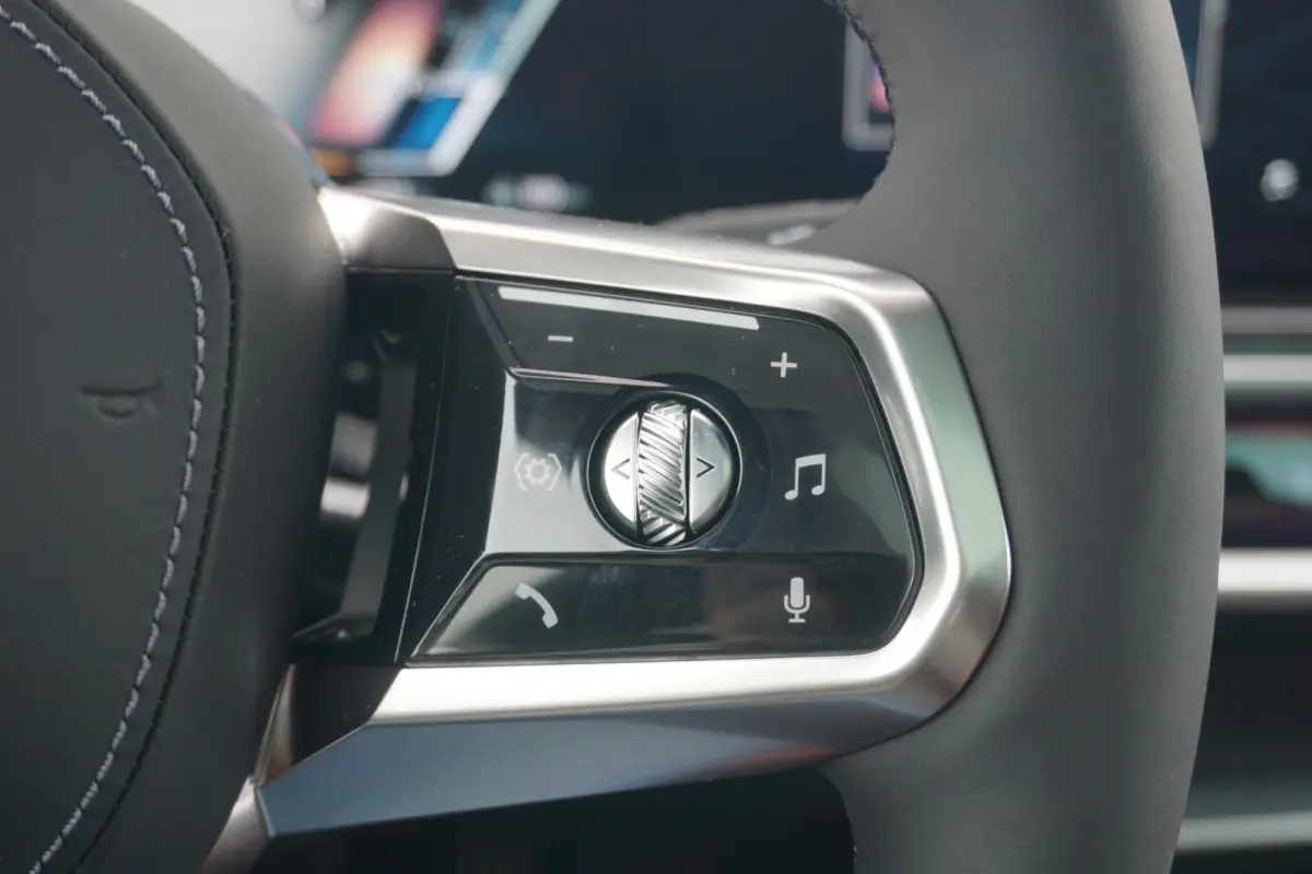 xDrive60 106 kWh Executive Drive Pro | M Sportpakket Pro | Iconic Glow | Connoisseur Pack | Bowers & Wilkins | Warmtecomfort Pakket | Showroom Selection