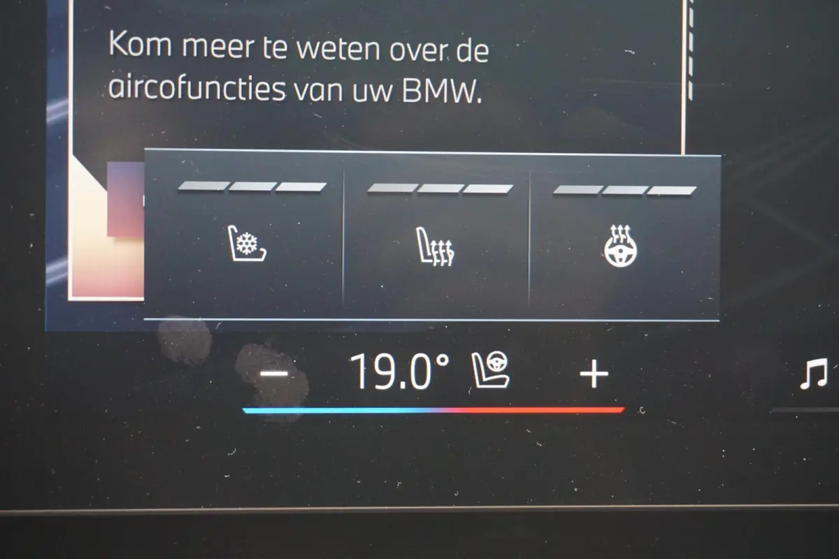 xDrive60 106 kWh Executive Drive Pro | M Sportpakket Pro | Iconic Glow | Connoisseur Pack | Bowers & Wilkins | Warmtecomfort Pakket | Showroom Selection