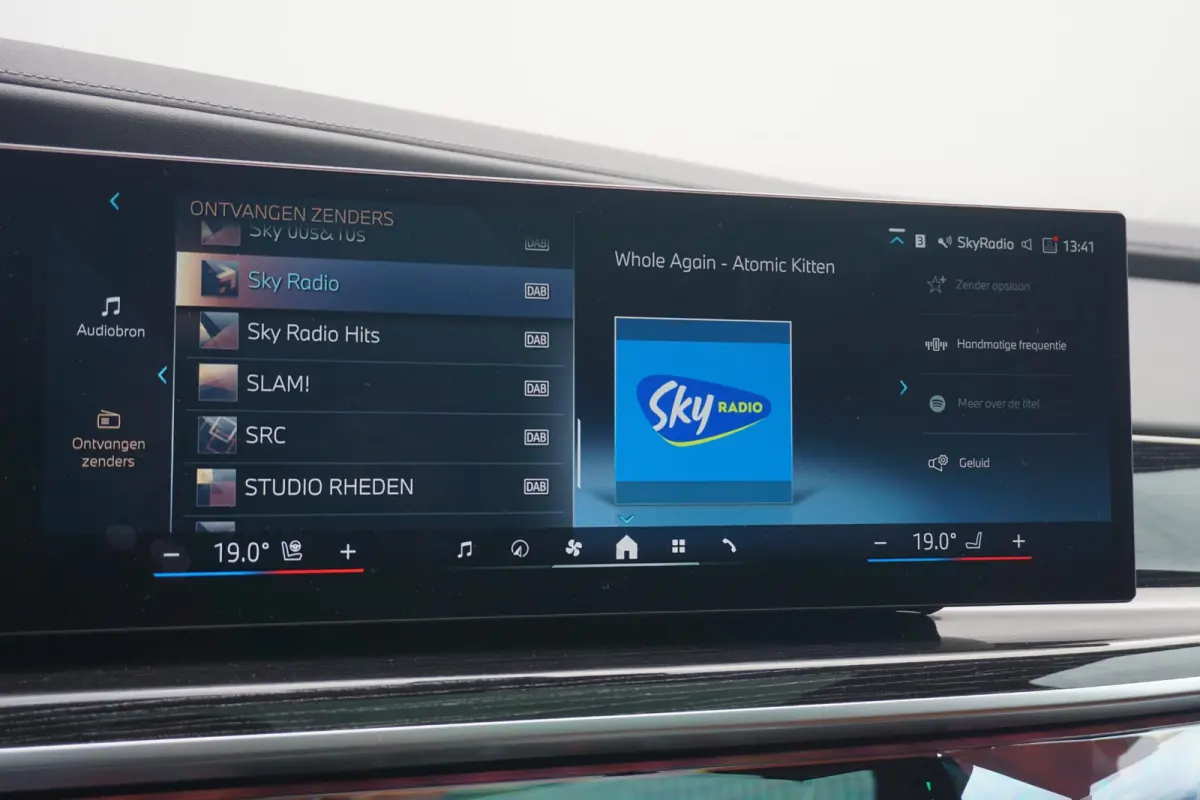 xDrive60 106 kWh Executive Drive Pro | M Sportpakket Pro | Iconic Glow | Connoisseur Pack | Bowers & Wilkins | Warmtecomfort Pakket | Showroom Selection