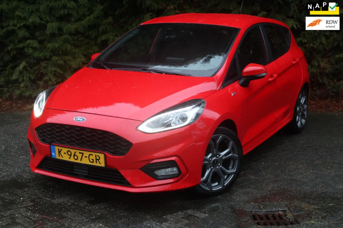 1.0 EcoBoost ST-Line 95PK | Navigatie | Climate Control | Parkeersensoren | Cruise Control