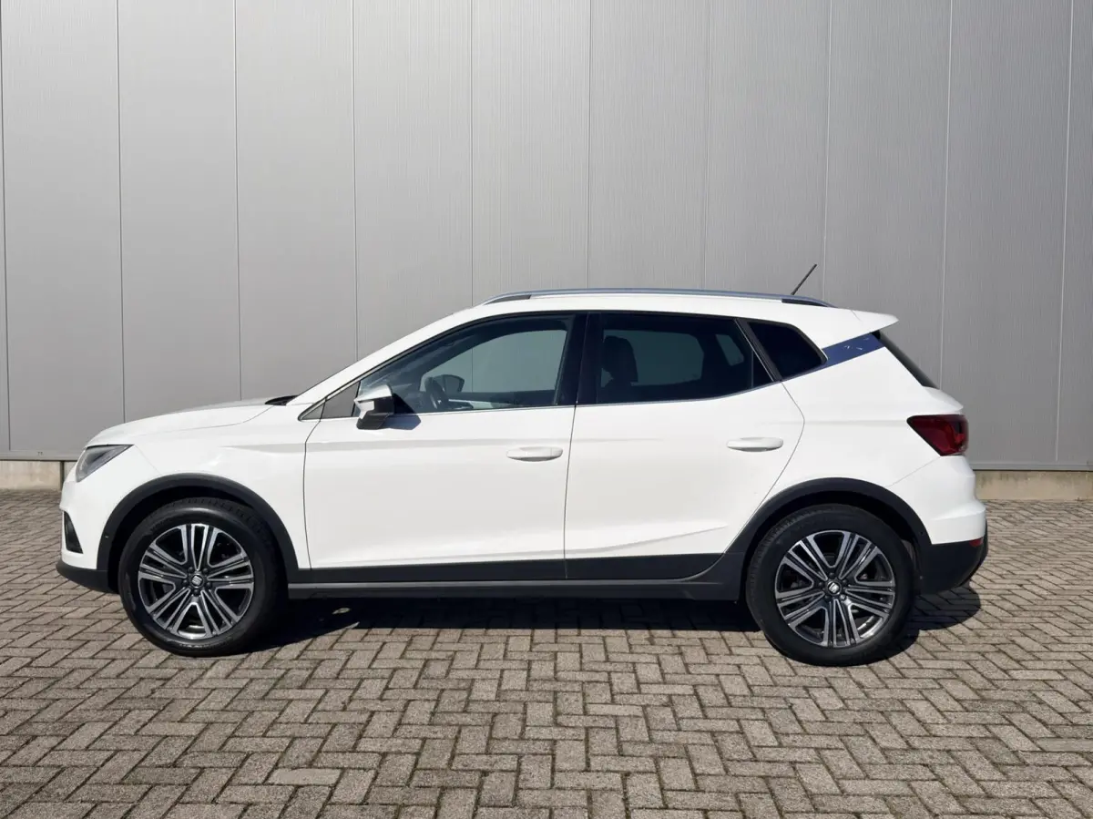 1.0 TSI FR Business Intense Automaat|LED|*Climate*|Trekhaak|Cruise|Carplay|Camera