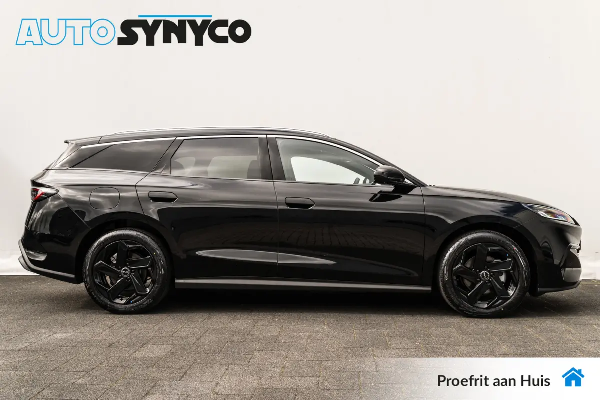 1.5 DM-i 212 Pk PHEV Comfort € 6.640,- korting | 1.350 WLTP | Panoramadak | 18 inch |  Adapt. Cruise | 360 camera | Virtual Cockpit