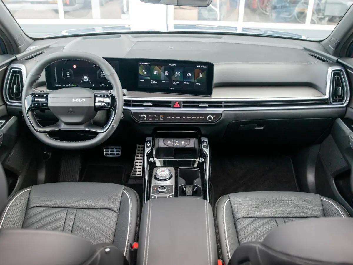 1.6 T-GDi Plug-in Hybrid 4WD ExecutiveLine 7p | Actieprijs* | Direct leverbaar | Panoramaschuifdak | 360 Camera | Stoelventilatie | Head-up display | Keyless | Dodehoekcamera | Bose Premium 