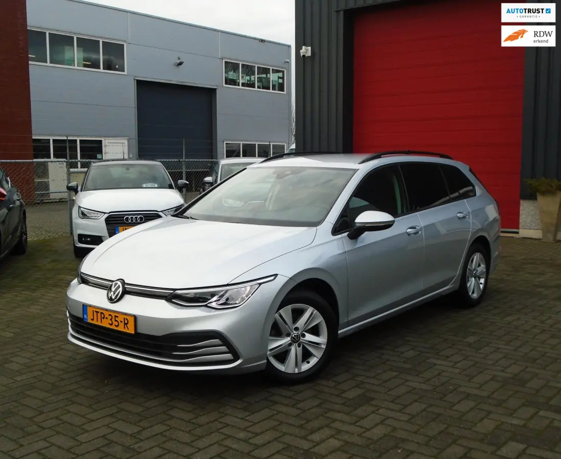 1.0 eTSI Life Business,Automaat,Cruise.
