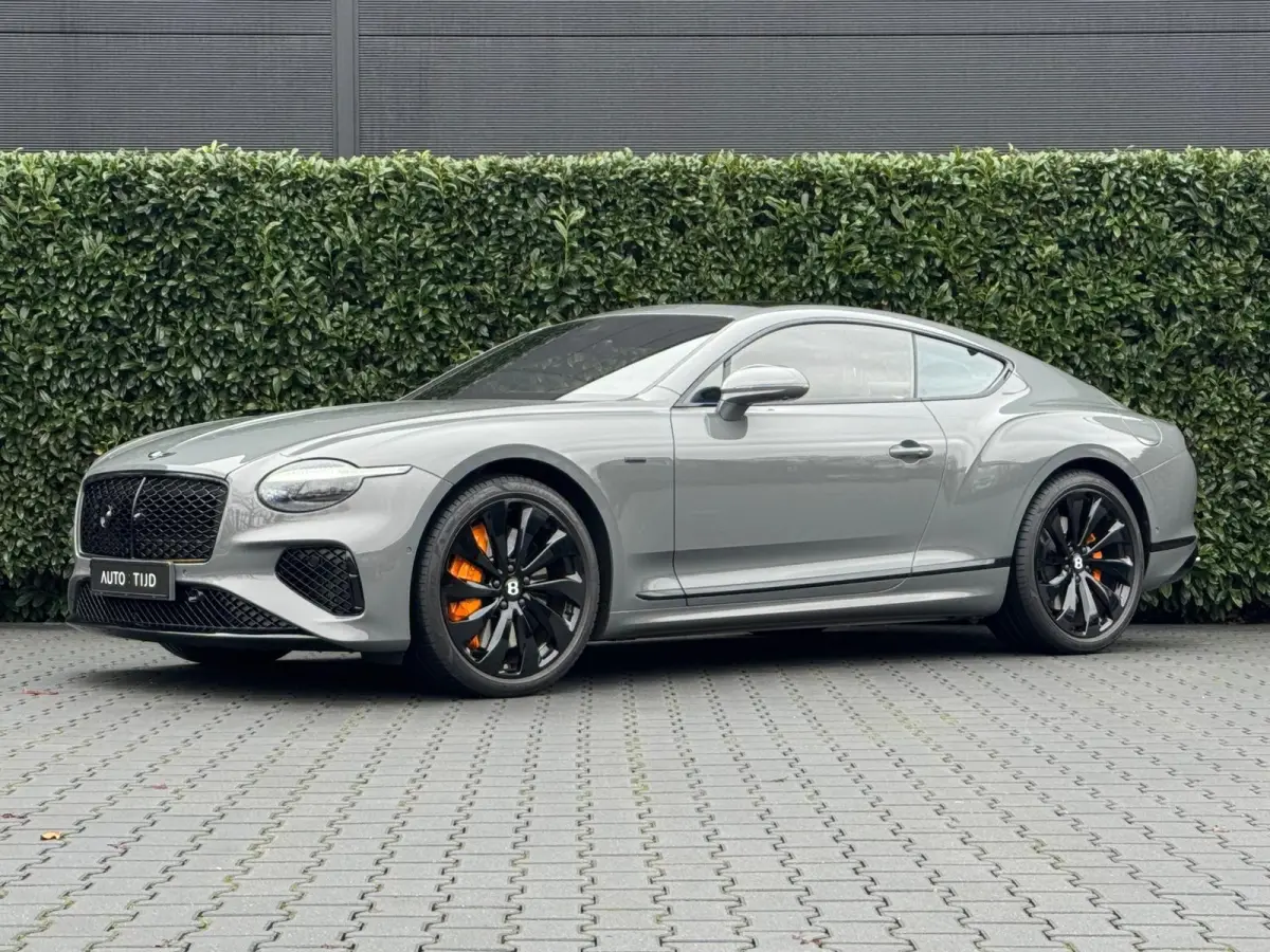 4.0 V8 Hybrid BLACK EDITION MULLINER, BTW AUTO, PANORAMIC ROOF, ROTATING DISPLAY, TOURING PACK, COMFORT PACK, NAIM FOR BENTLEY, GRAVITY GREY, BLACK BELUGA LEATHER WITH MANDARIN ACCENTS, ALAR