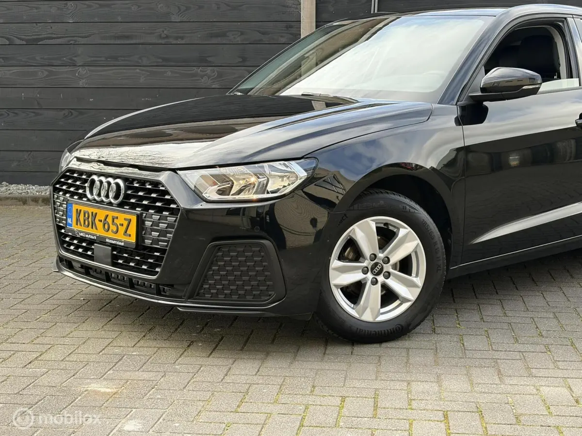 25 TFSI Attitude FM nav / Carplay / LM / Clima / 53.311 km!!