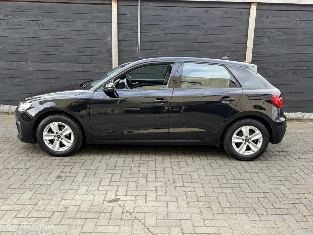 25 TFSI Attitude FM nav / Carplay / LM / Clima / 53.311 km!!