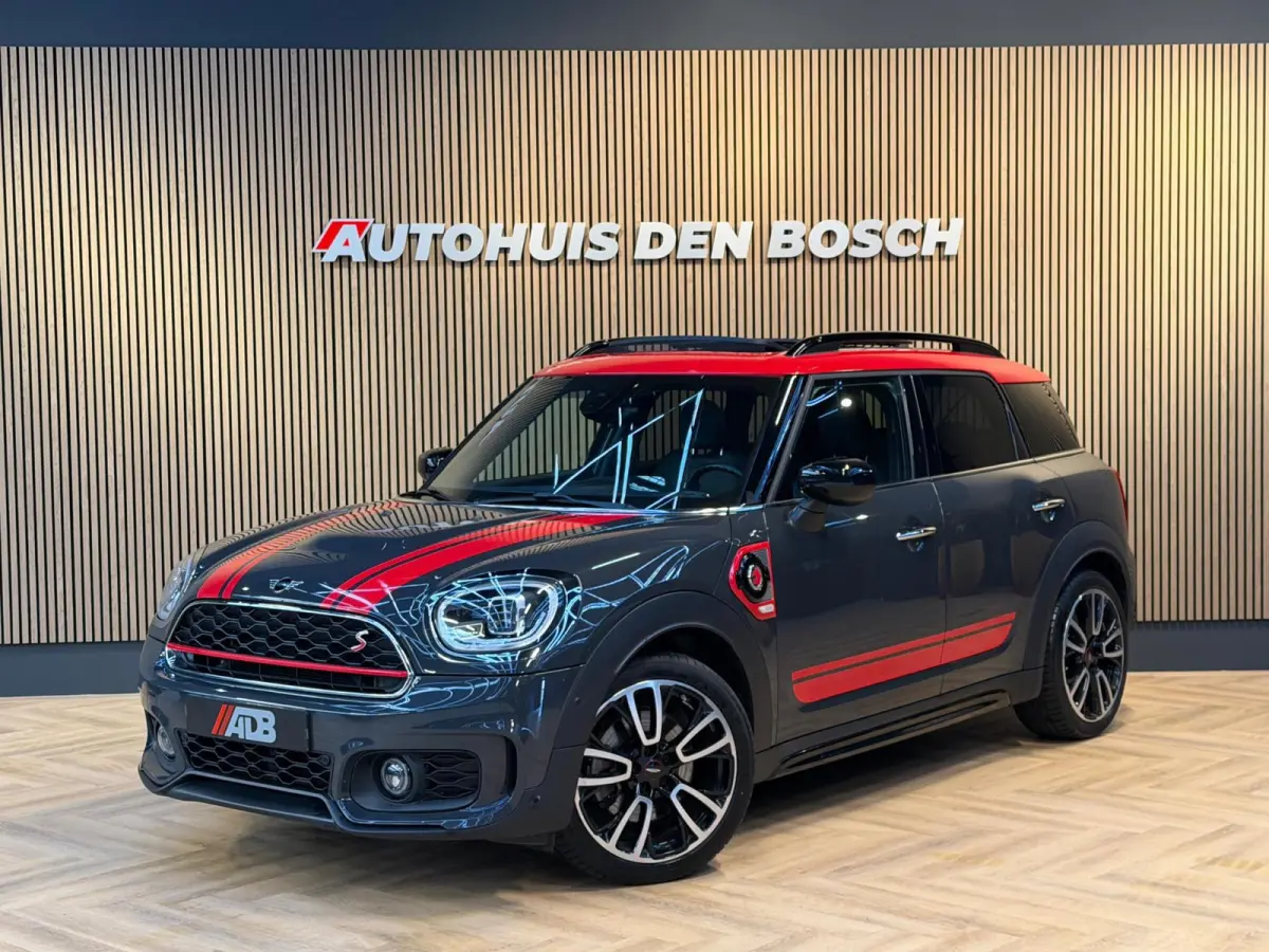 Cooper ALL4 John Cooper Works. Pano - HK