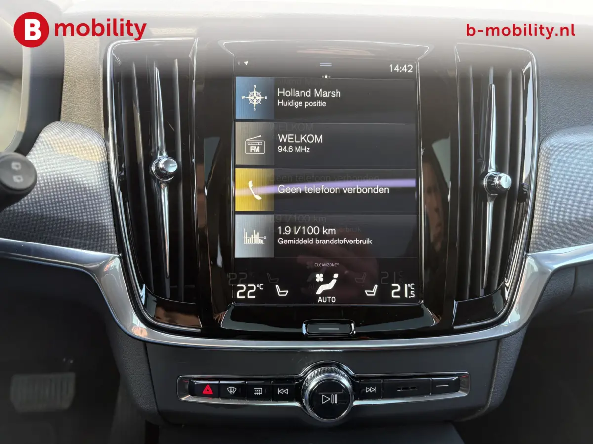 2.0 T6 AWD R-Design Trekhaak 2.100kg Head Up Harman/Kardon | 360 Camera | Panoramadak | Apple CarPlay | Adaptive Cruise