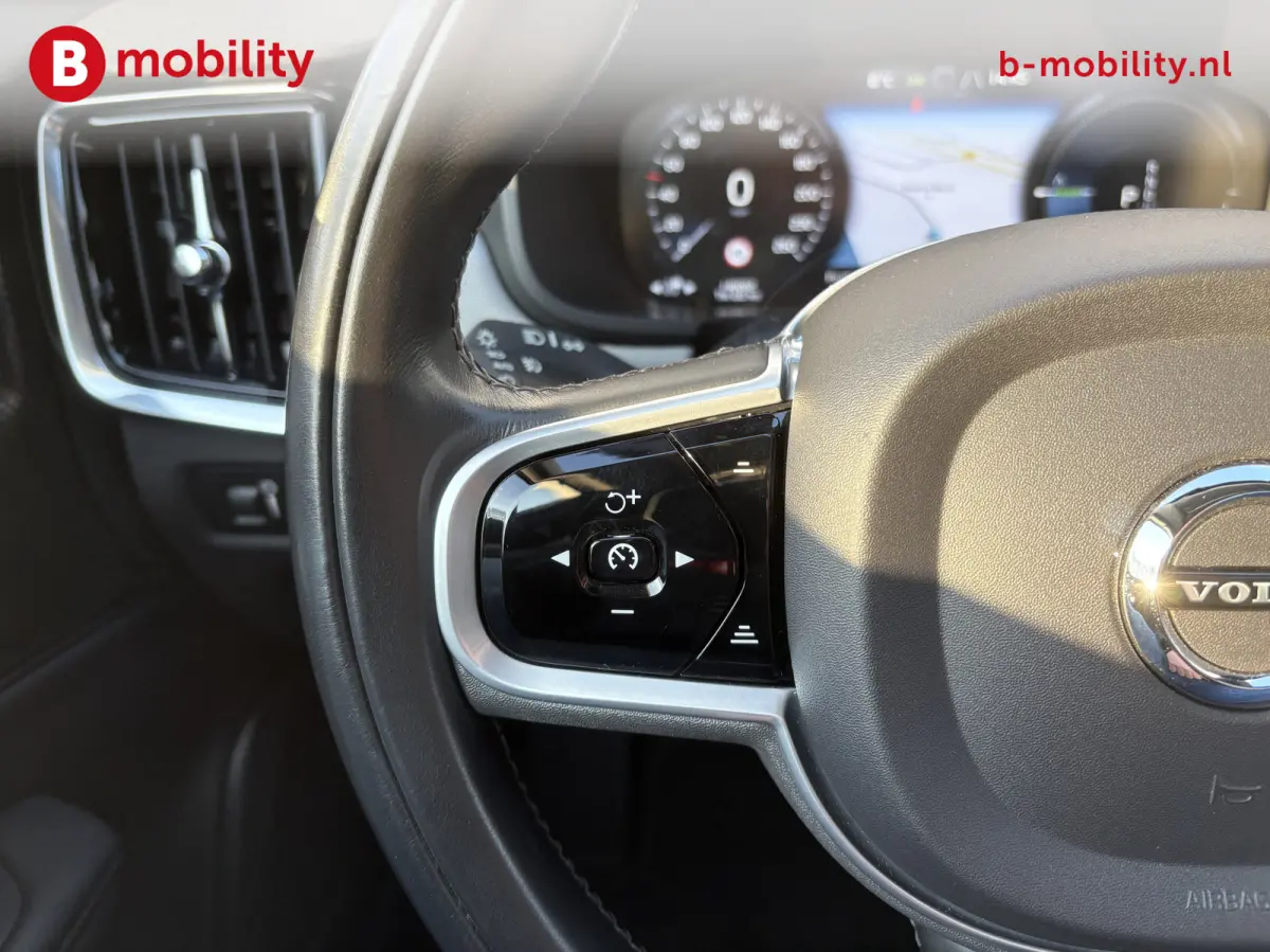 2.0 T6 AWD R-Design Trekhaak 2.100kg Head Up Harman/Kardon | 360 Camera | Panoramadak | Apple CarPlay | Adaptive Cruise