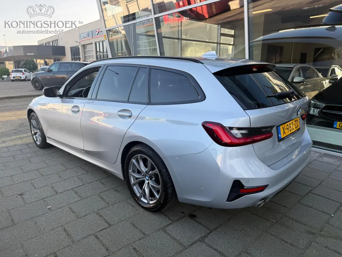318d High Executive