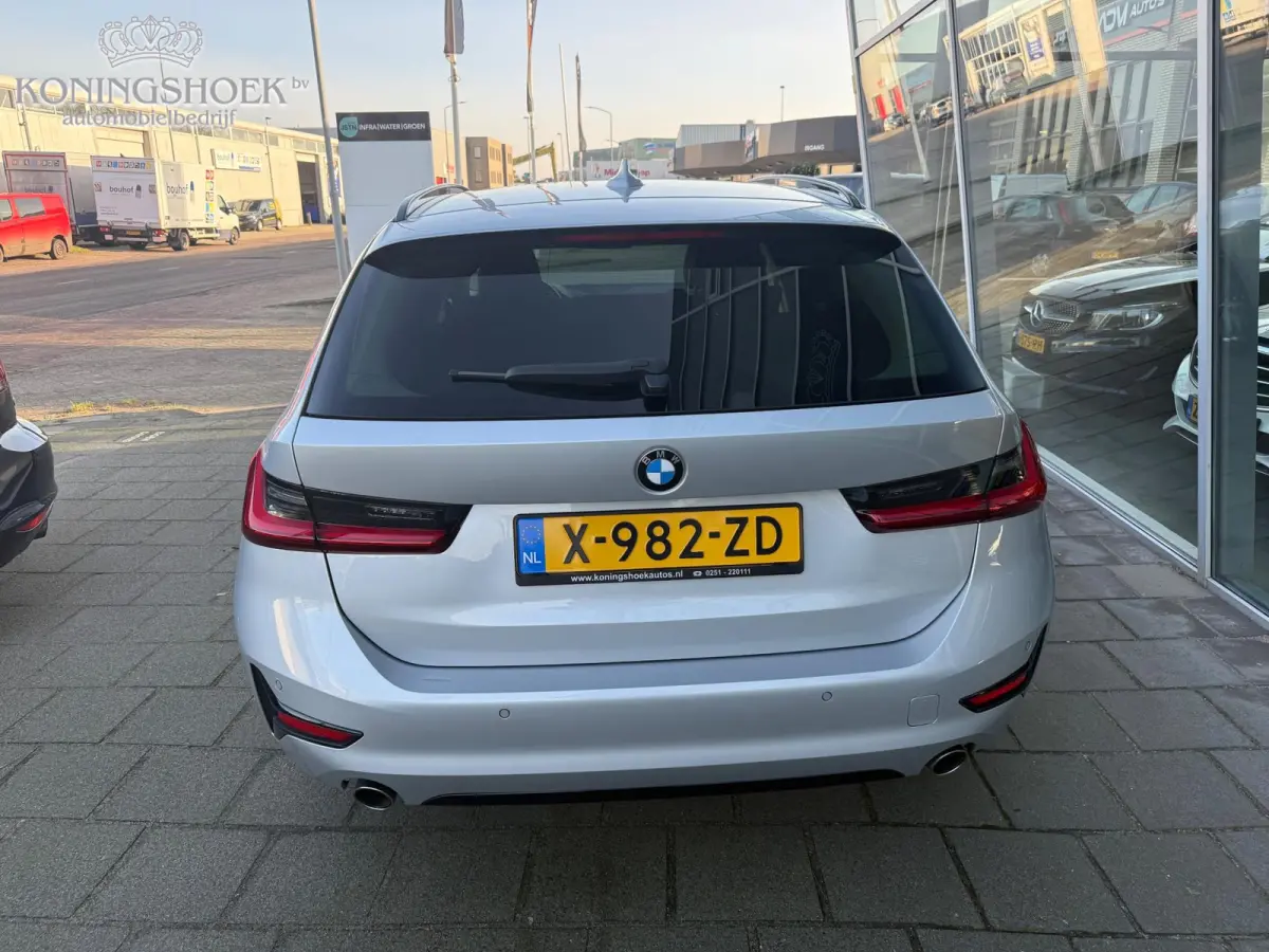 318d High Executive