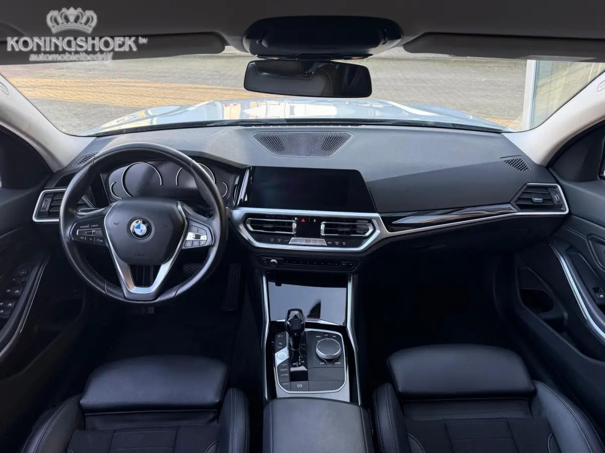 318d High Executive