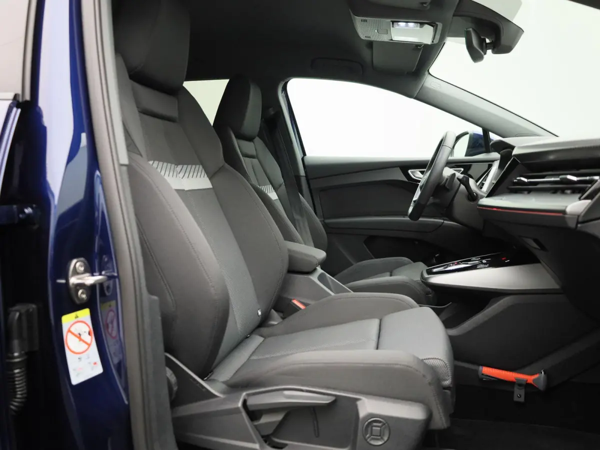 45 quattro Advanced edition 82 kWh l Demo l Adaptive cruise control l Achteruitrijcamera l Airco l Navigatie l Stoelverwarming l Apple Carplay / Android Auto l Matrix-ledkoplampen l Privacy 
