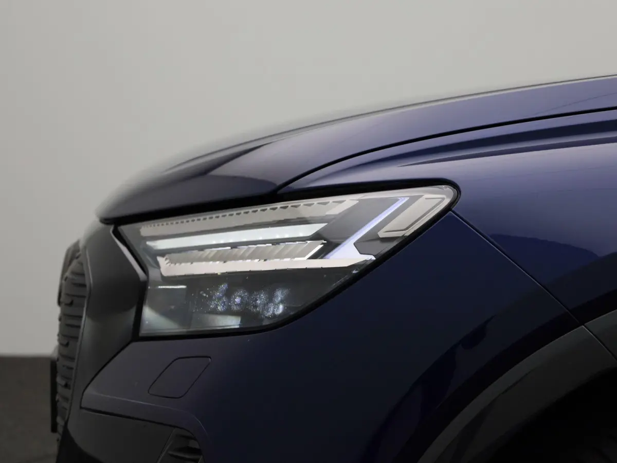 45 quattro Advanced edition 82 kWh l Demo l Adaptive cruise control l Achteruitrijcamera l Airco l Navigatie l Stoelverwarming l Apple Carplay / Android Auto l Matrix-ledkoplampen l Privacy 