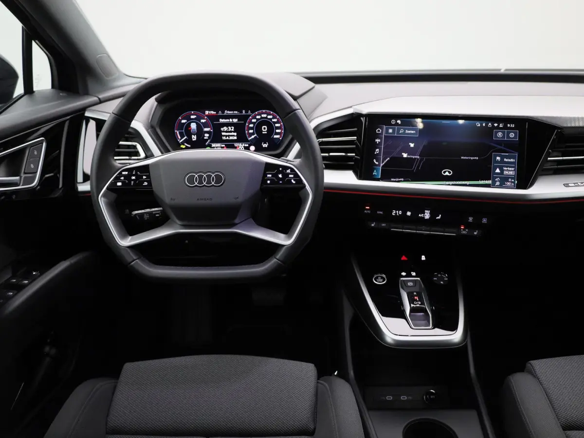 45 quattro Advanced edition 82 kWh l Demo l Adaptive cruise control l Achteruitrijcamera l Airco l Navigatie l Stoelverwarming l Apple Carplay / Android Auto l Matrix-ledkoplampen l Privacy 
